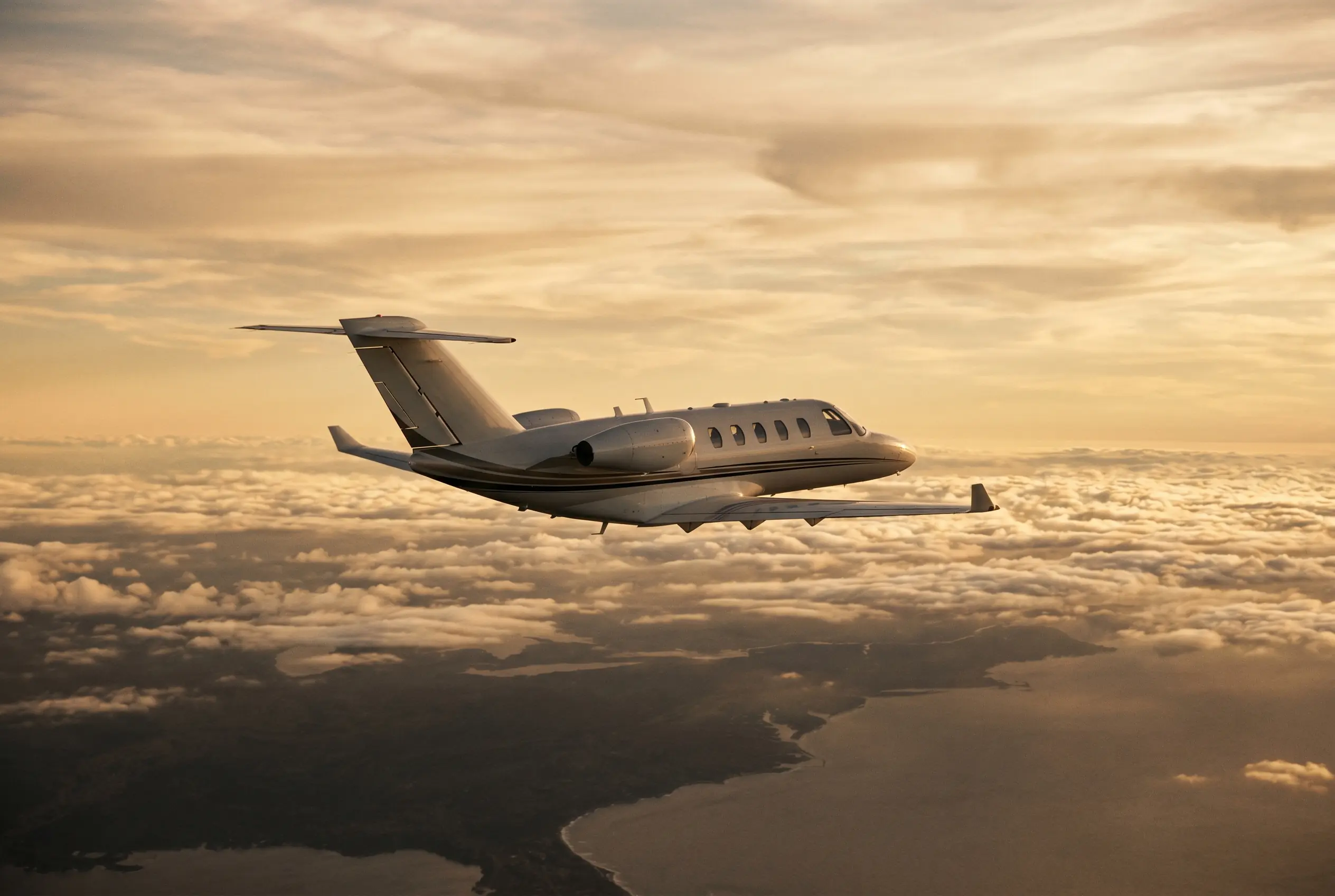 Cessna Citation M2 Gen2 in flight at altitude en route from New York to Miami
